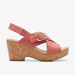 Clarks Giselle Dove Sandals 
Size 9